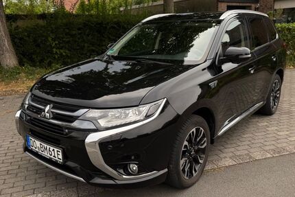 Mitsubishi Plug-in Hybrid Outlander 129.000 km 14.300 &euro; Dortmund 44149