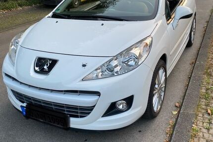 Peugeot 207 82.000 km 5.900 &euro; Bochum 44894