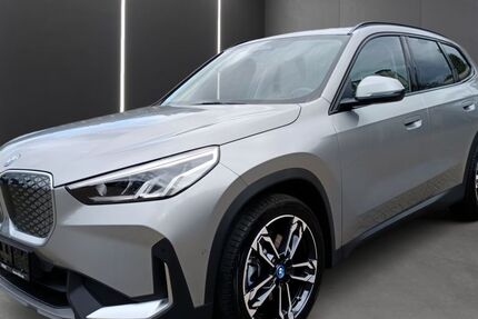 BMW iX1 5.982 km 43.652 € Bottrop 46236