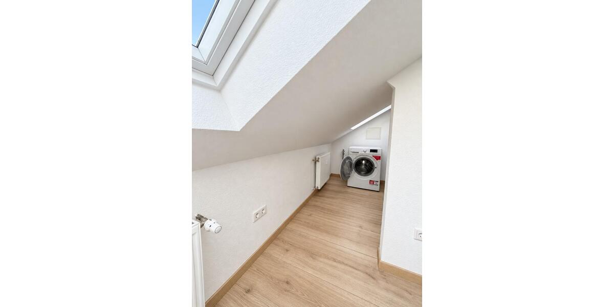 Dachgeschoßwohnung Hagen Hagen-Mitte - 3 Zimmer, 36 m&sup2;, 450&euro; | Angebot:27571271