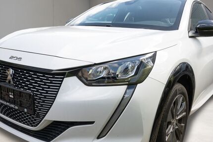 Peugeot 208 23.413 km 18.940 &euro; Dortmund 44263