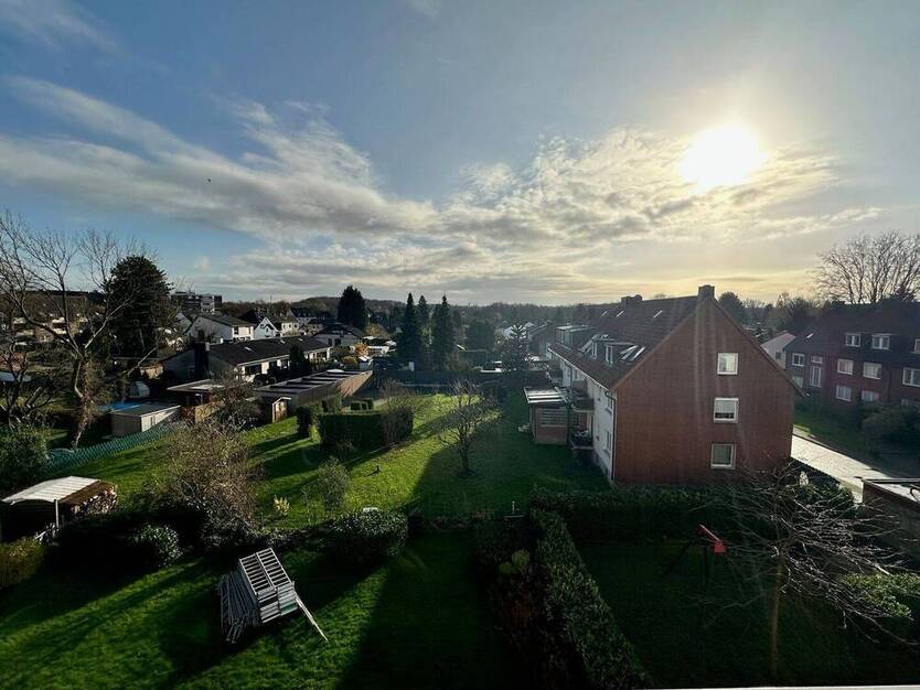 Etagenwohnung in Eickel, mit unverbaubarem Ausblick, Aufzug und großzügigem Balkon