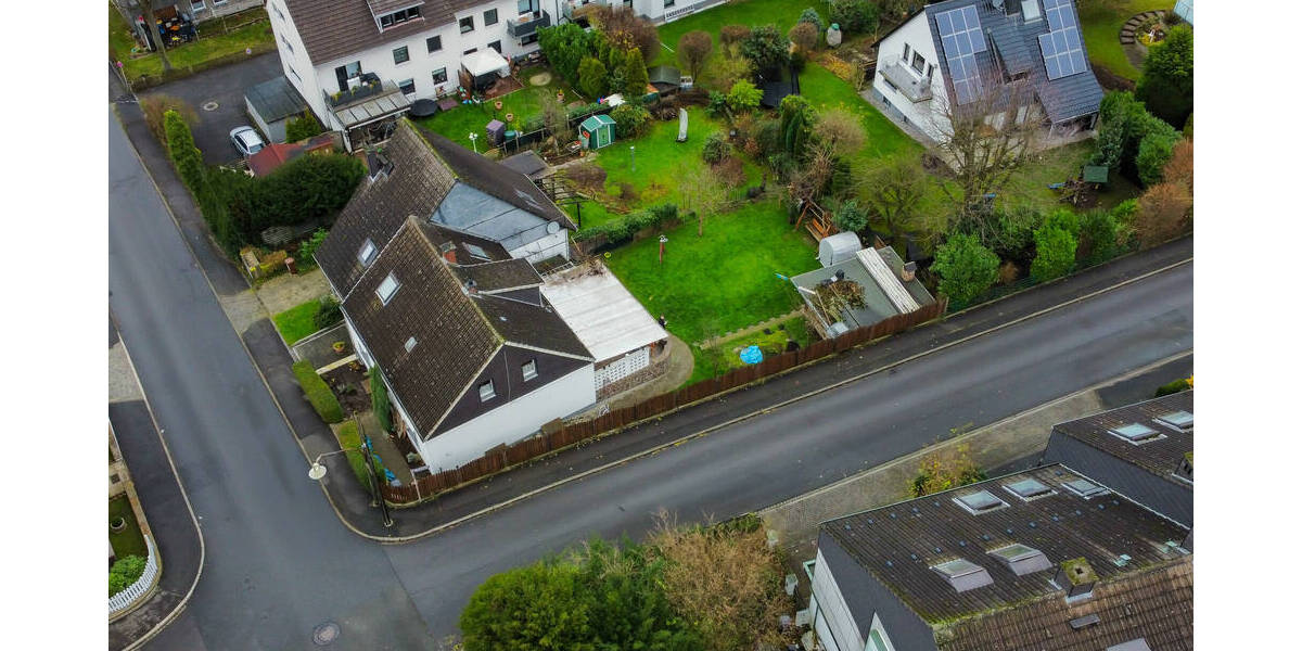 Einfamilienhaus Witten Rüdinghausen - 7 Zimmer, 142 m&sup2;, 349.000&euro; | Angebot:23941778