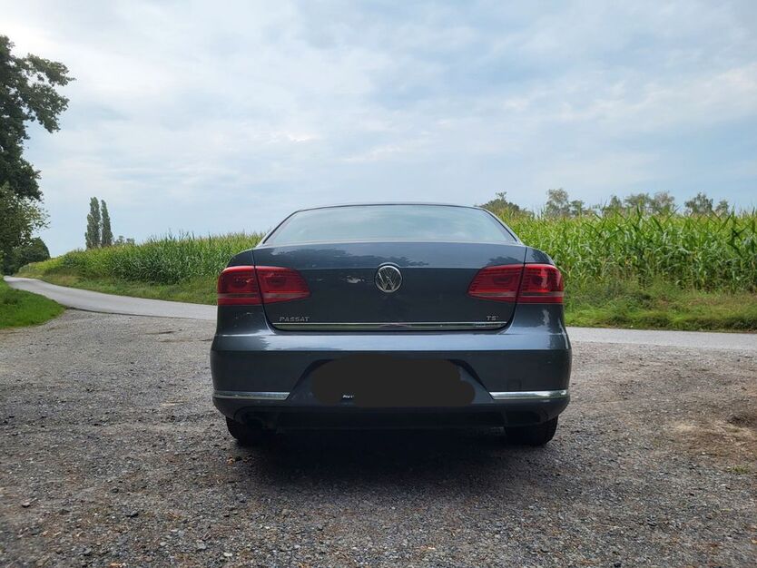 VW Passat 113.654 km 9.099 € Datteln 45711