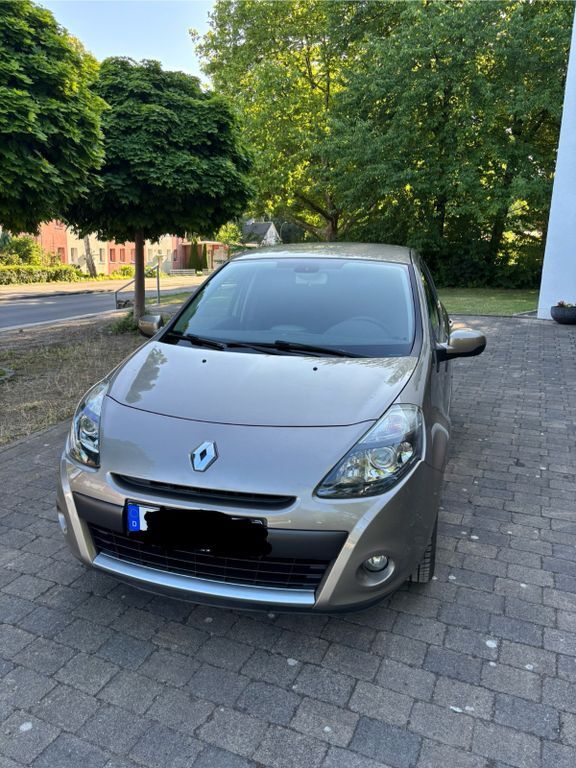 Clio