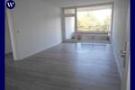 3-Zimmer-Wohnung + Loggia! Renoviert, separate Küche, Wannenbad, neuer Boden, Aufzug