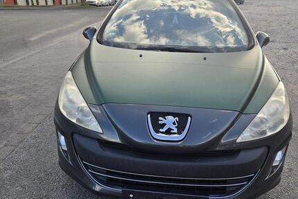 Peugeot 308 124.000 km 1.990 € Gelsenkirchen 45884