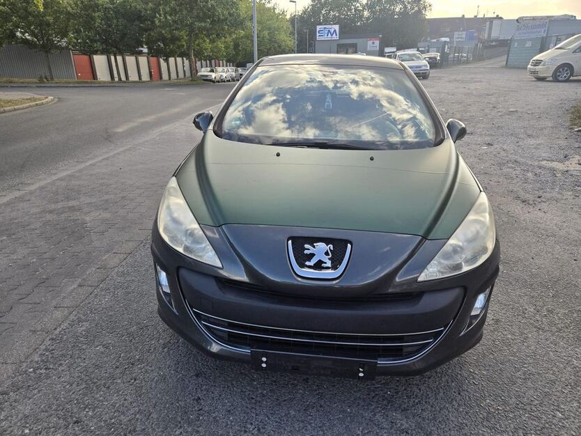 Peugeot 308 124.000 km 1.990 € Gelsenkirchen 45884