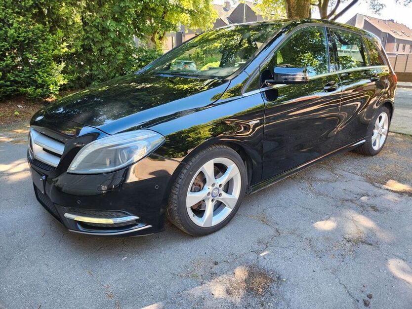B 200