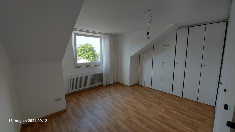 Dachgeschoßwohnung Hagen Hagen-Mitte - 2 Zimmer, 64 m&sup2;, 139.000&euro; | Angebot:25238630