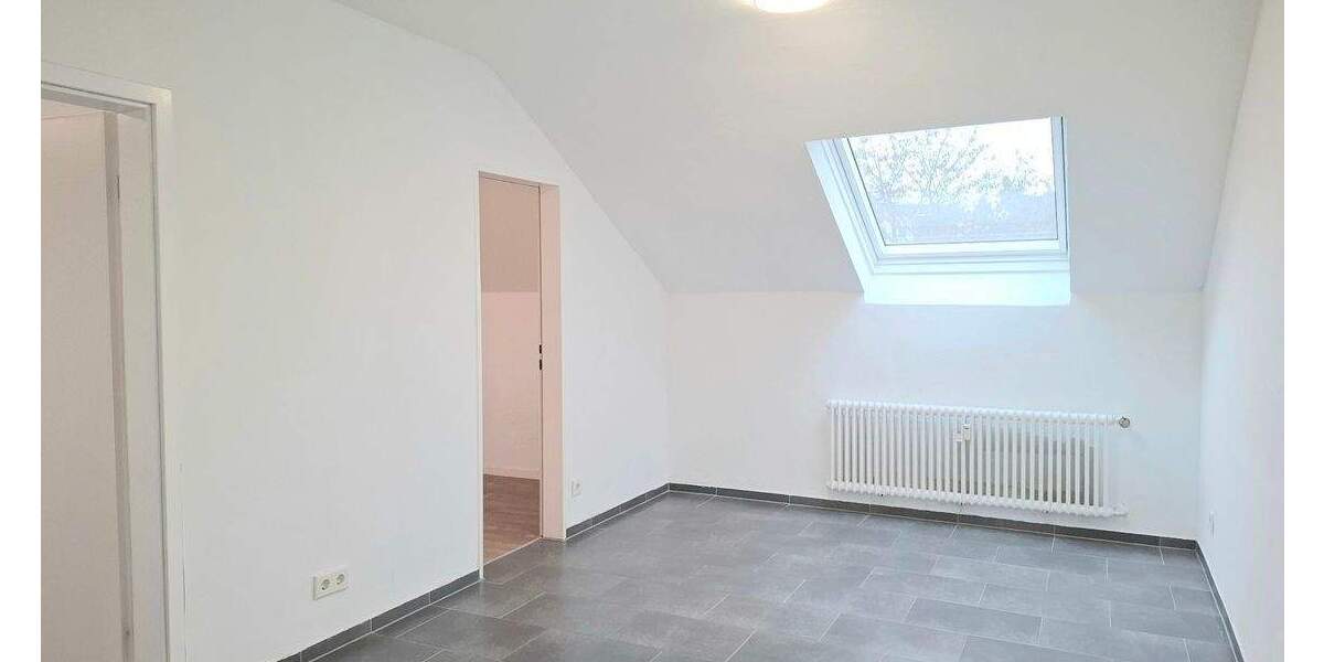 Renovierte Wohnung mit Südloggia! 3 zimmer