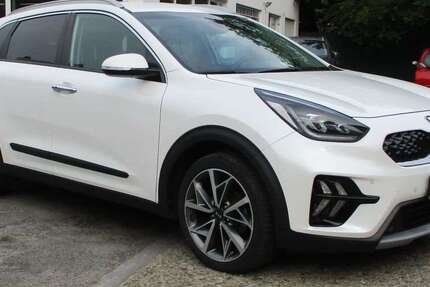 Kia Niro 44.200 km 20.900 € Dortmund 44263