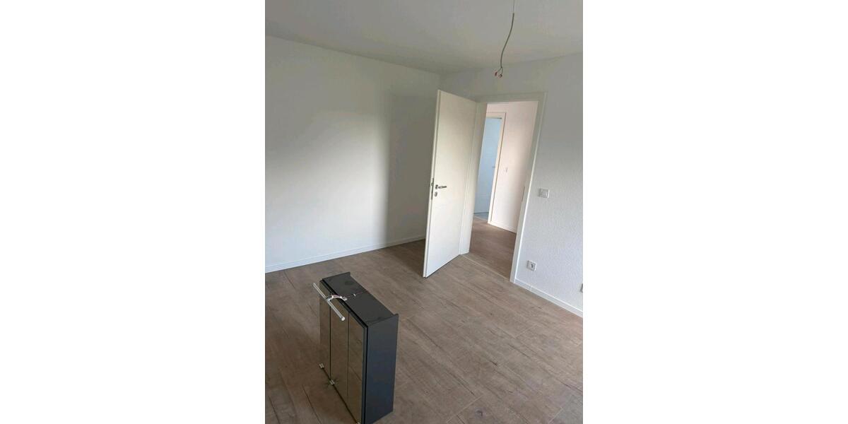 Dachgeschoßwohnung Hagen Hohenlimburg - 5 Zimmer, 85 m&sup2;, 750&euro; | Angebot:25087055