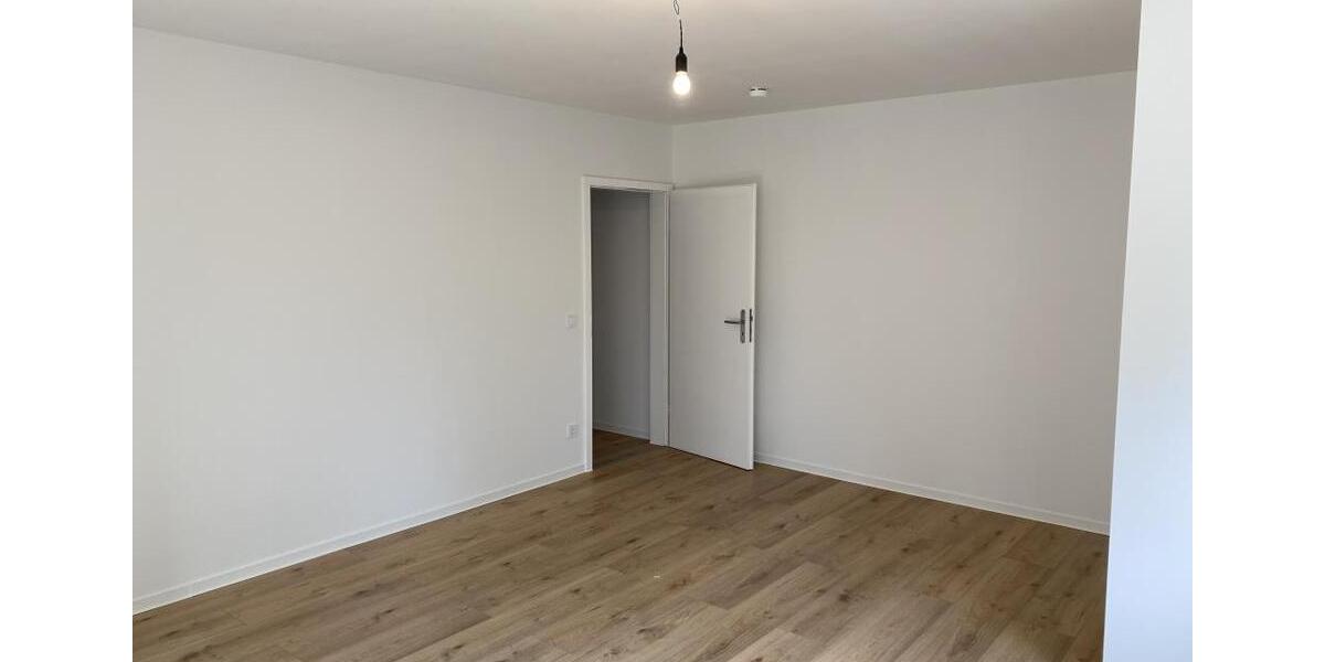 Etagenwohnung Velbert Velbert-Mitte - 2 Zimmer, 69 m&sup2;, 559&euro; | Angebot:26375764