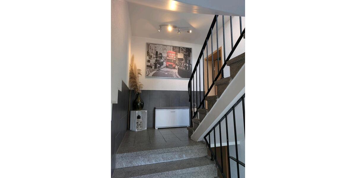 Hochparterre Mülheim an der Ruhr Mellinghofen - 4 Zimmer, 111 m&sup2;, 399.999&euro; | Angebot:25803356