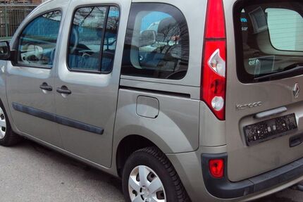 Renault Kangoo 84.000 km 6.200 € Hagen 58091