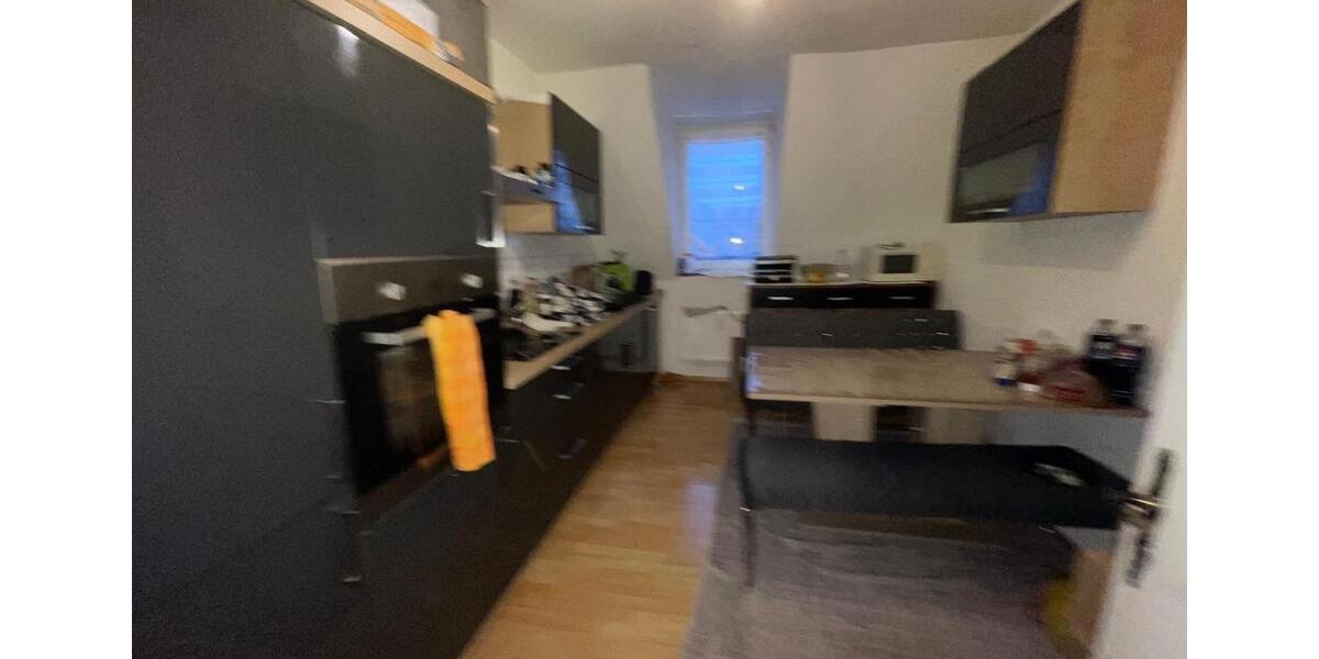 Dachgeschoßwohnung Gelsenkirchen Ückendorf - 3 Zimmer, 96 m&sup2;, 1.040&euro; | Angebot:26579745