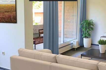 Uninähe! Helle Etagenwohnung mit großzügigem Balkon 1 zimmer