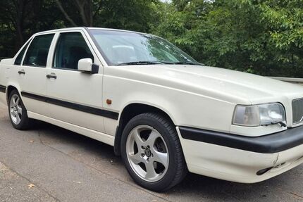 Volvo 850 242.277 km 5.555 &euro; Bochum 44789