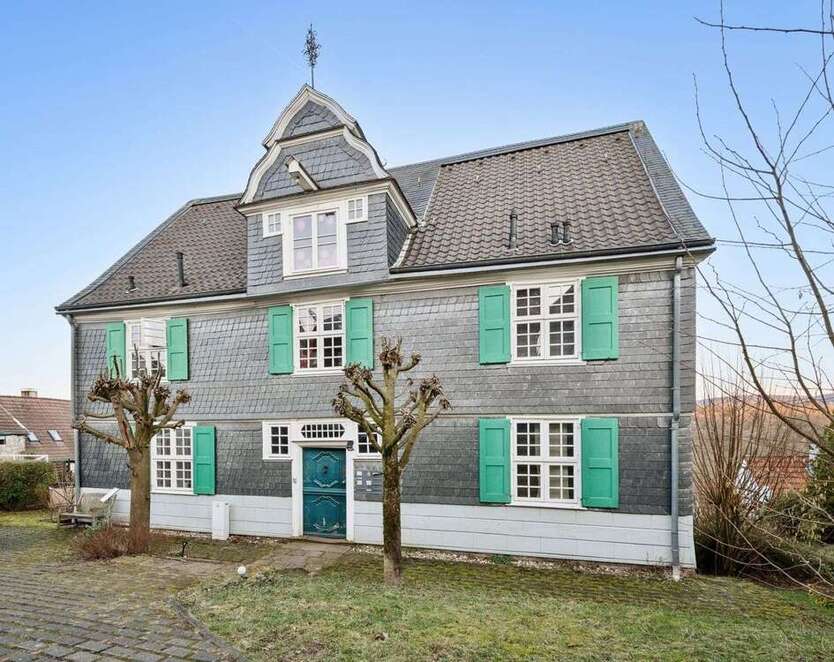 Haus zum Kaufen in Remscheid 299.000 € 349 m²