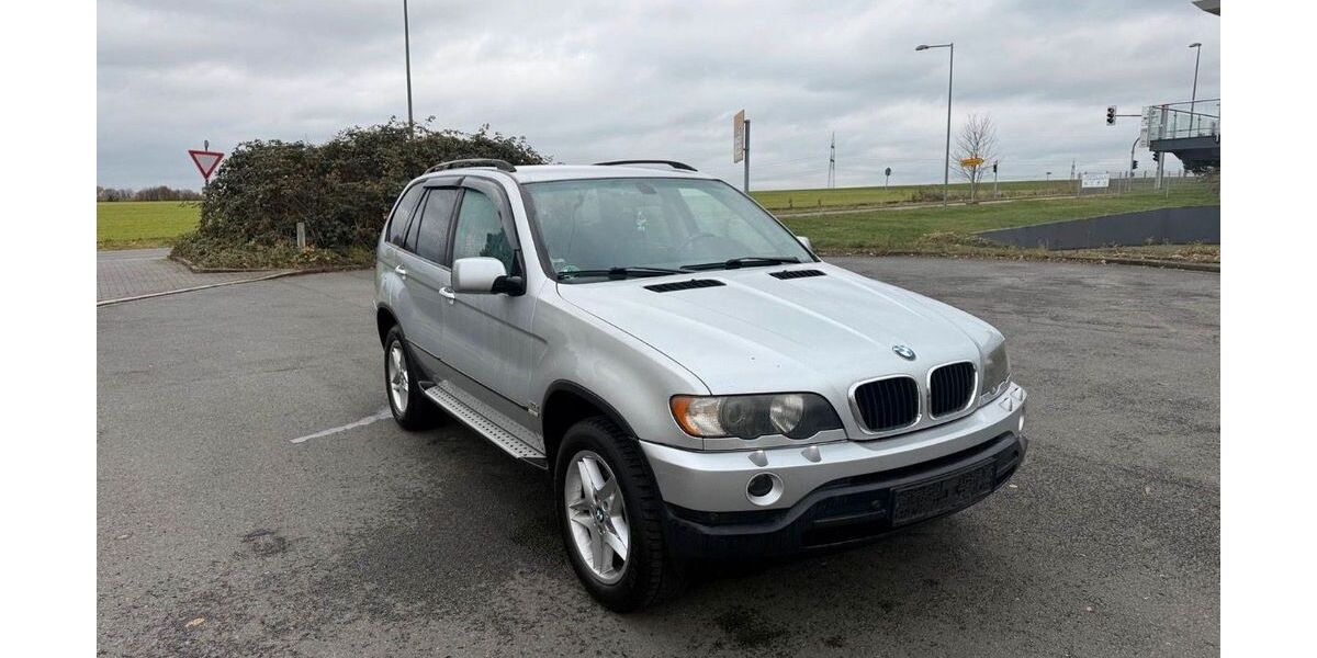 BMW X5 153.000 km 6.900 &euro; Bochum 44805
