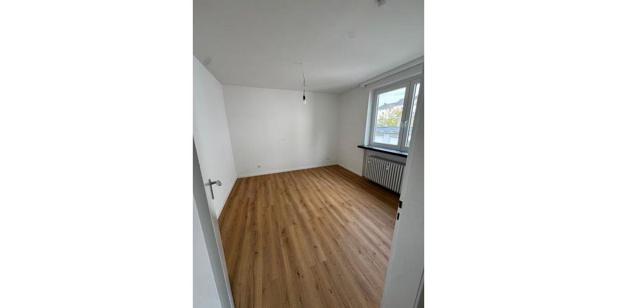 Etagenwohnung Lünen Brambauer - 3 Zimmer, 76 m&sup2;, 722&euro; | Angebot:26336399