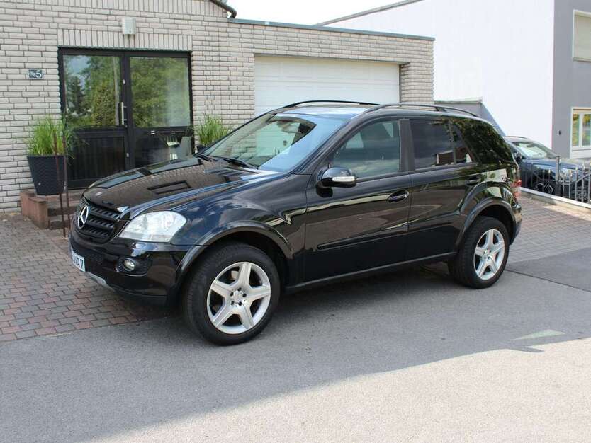 Mercedes-Benz ML 320 330.400 km 8.990 € Essen 45326