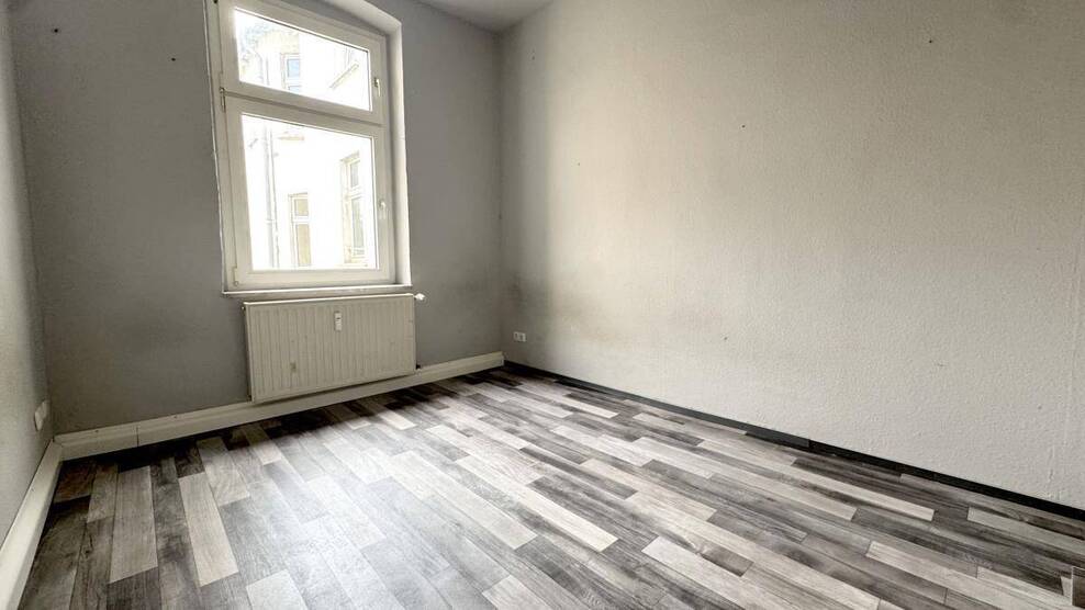 Großzügige 5-Zimmer-Wohnung mit 2 Bädern und Balkon - Ab sofort! 5 zimmer