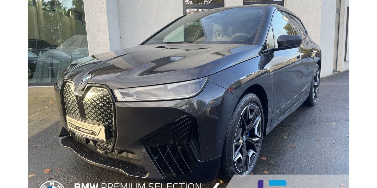 BMW iX 43.744 km 44.870 &euro; Essen 45134