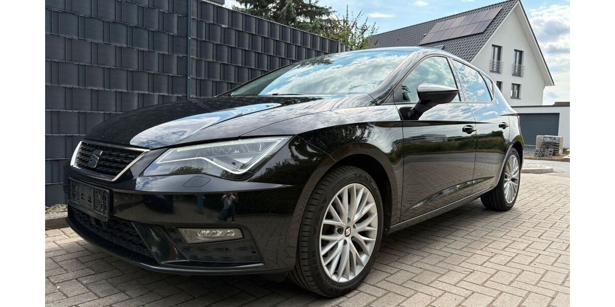 Seat Leon 124.800 km 13.590 &euro; Dortmund 44227