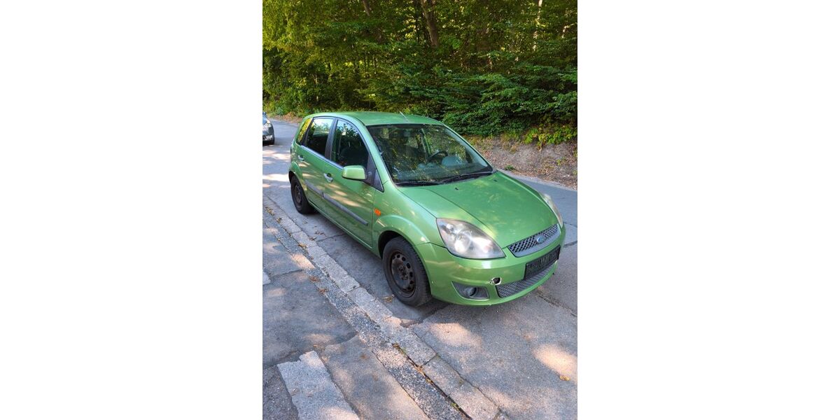 Ford Fiesta 195.000 km 1.499 &euro; ENNEPETAL 58256