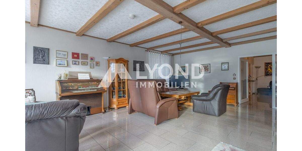 Etagenwohnung Hagen / Hohenlimburg Hohenlimburg - 5 Zimmer, 131 m&sup2;, 235.000&euro; | Angebot:24544252