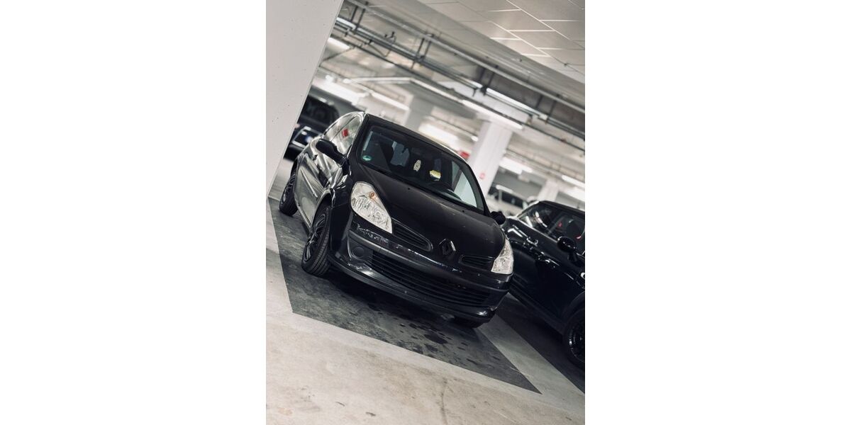 Renault Clio 204.000 km 850 &euro; Hagen 58091
