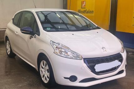 Peugeot 208 83.325 km 5.400 &euro; Herne 44629