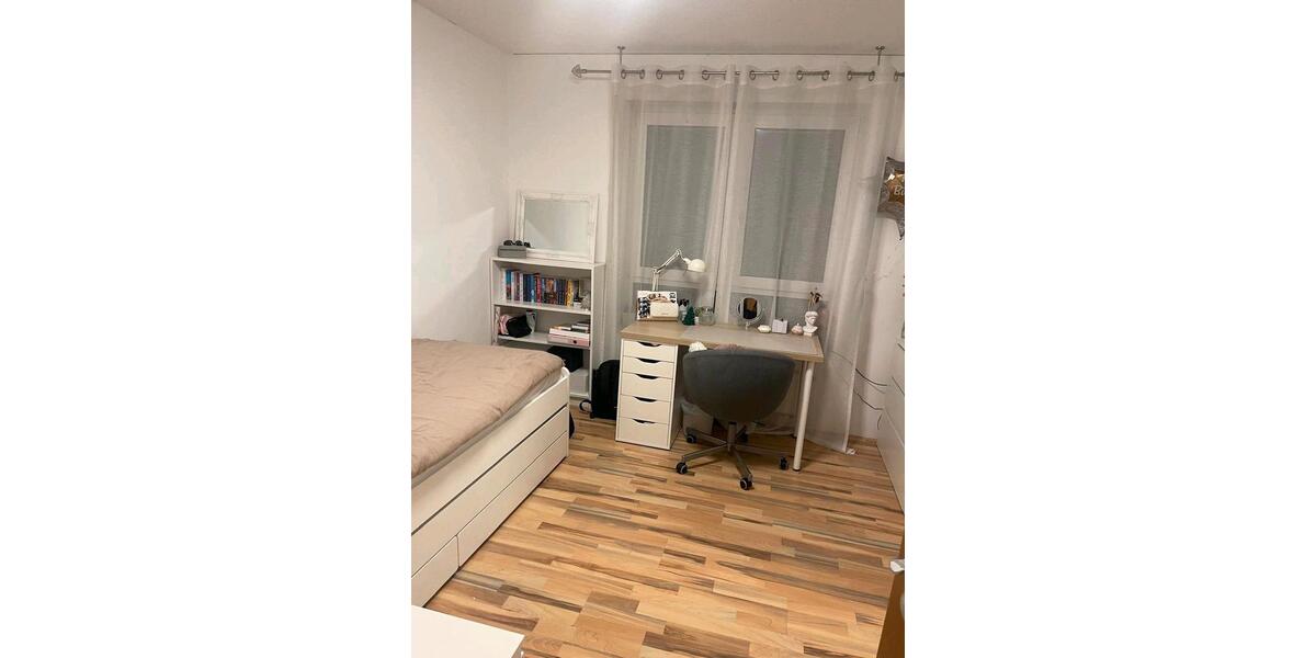 Helle 3,5 Zimmer Wohnung mit Balkon und Garage in 44579 Castrop 3 zimmer