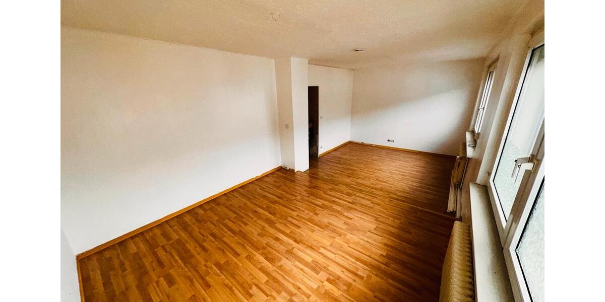 Etagenwohnung Oberhausen - 4 Zimmer, 94 m&sup2;, 850&euro; | Angebot:25106539