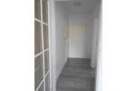 3-Zimmer-Wohnung + Loggia! Renoviert, separate Küche, Wannenbad, neuer Boden, Aufzug