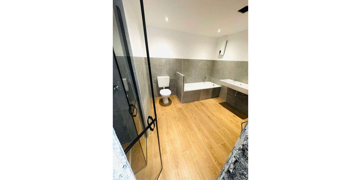 Etagenwohnung Wuppertal Gemarkung Langerfeld - 2 Zimmer, 72 m&sup2;, 792&euro; | Angebot:26856852