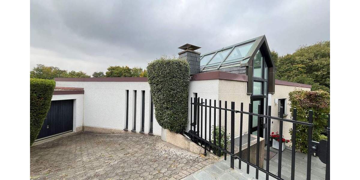 Verpassen Sie nicht Ihre EINMALIGE CHANCE - Provisionsfrei für Käufer - gepflegtes Architektenhaus 6 zimmer