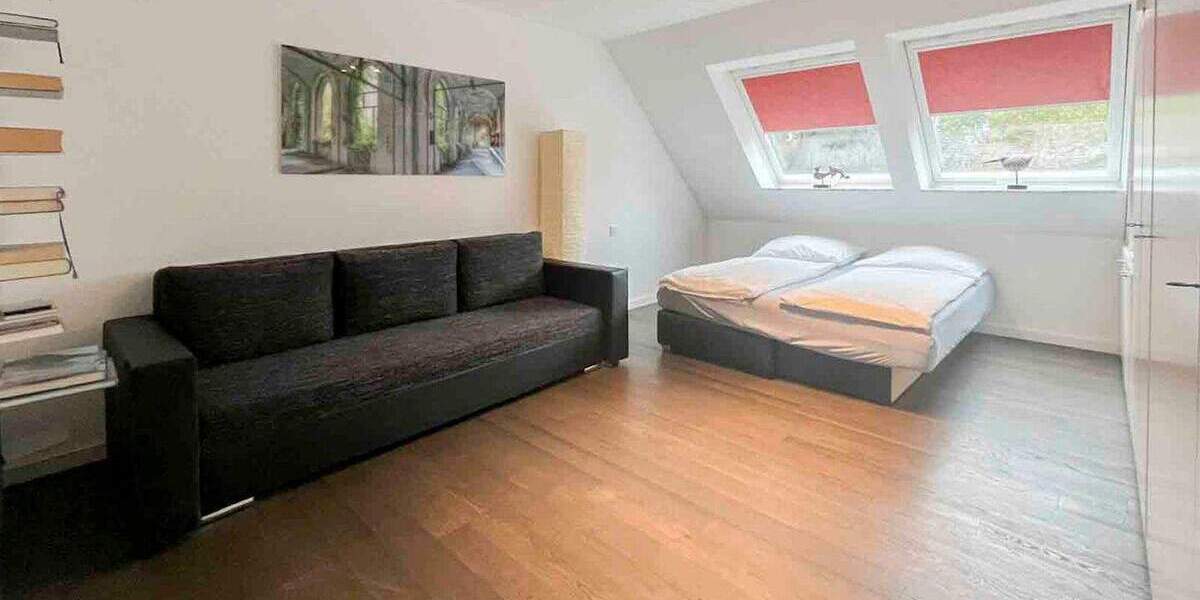 Exklusives Penthouse mit Galerie, Kamin, Garage und eigenem Aufzug in Essen-Rüttenscheid 3 zimmer
