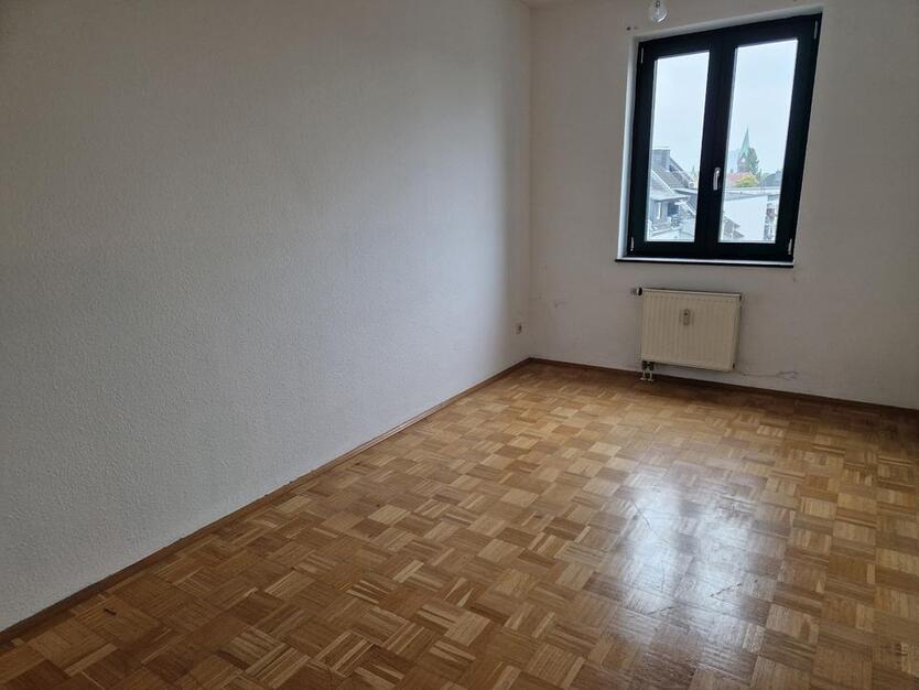 Mitten im Zentrum - toll geschnittene 2-Zimmer-Wohnung zimmer