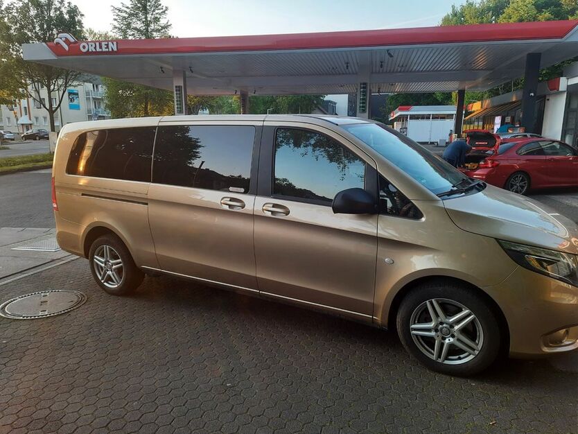 Mercedes-Benz Vito 212.000 km 22.450 € Essen 45276