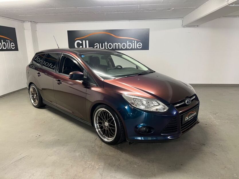 Ford Focus 136.000 km 5.890 € Bottrop 46244