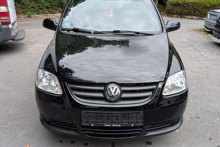 VW Fox 66.000 km 2.450 € Velbert 42551