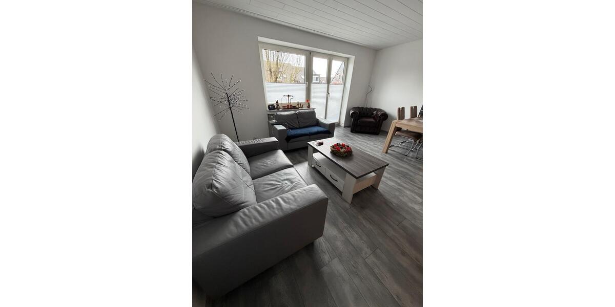 Etagenwohnung Gelsenkirchen Erle - 2.5 Zimmer, 68 m&sup2;, 590&euro; | Angebot:26476687