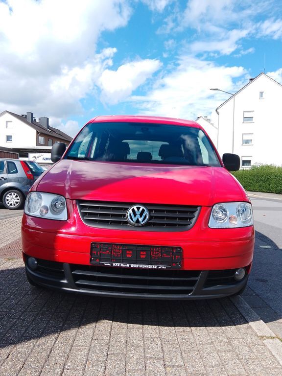VW Caddy 215.800 km 2.950 € Mettmann 40822