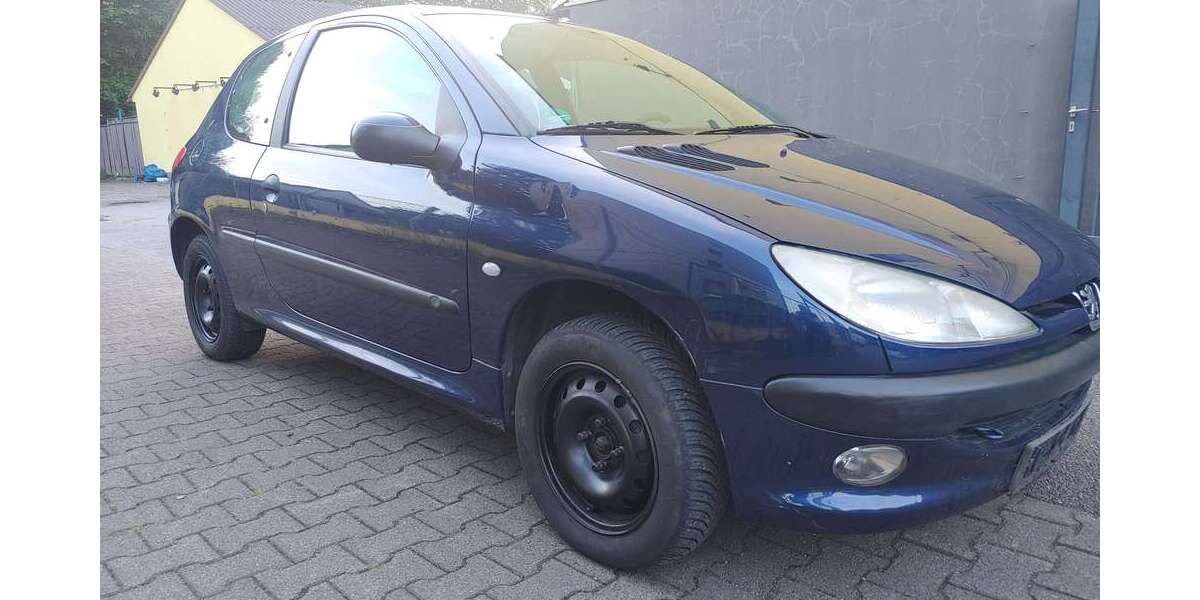 Peugeot 206 123.500 km 2.499 &euro; Essen 45326