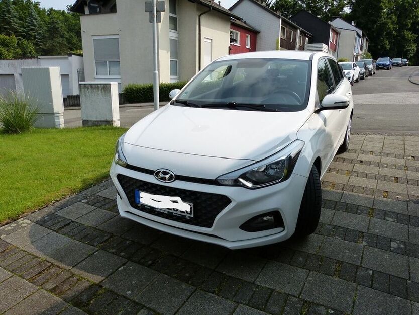 i20