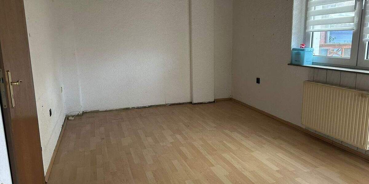 Einfamilienhaus mit Einliegerwohnung und großzügigem Garten in Marl 6 zimmer