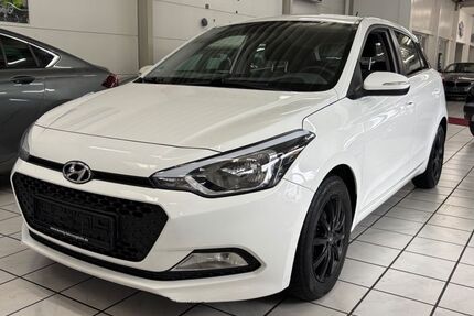 Hyundai i20 150.000 km 7.500 &euro; Essen - Karnap 45329